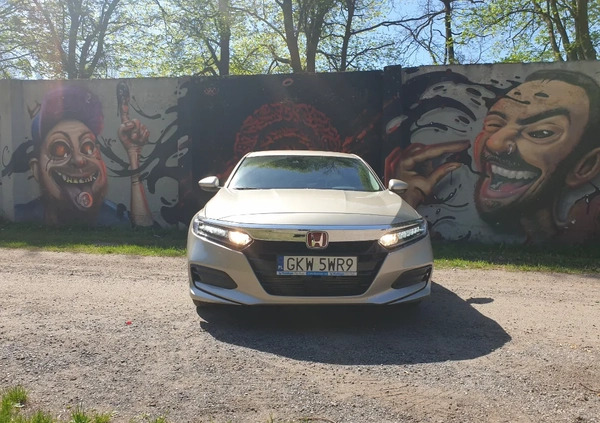 Honda Accord cena 74900 przebieg: 92000, rok produkcji 2018 z Kwidzyn małe 596